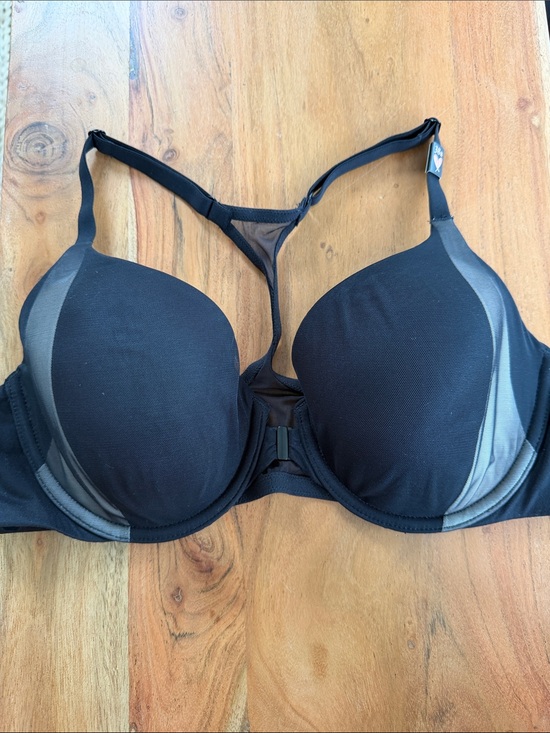 Victoria's Secret Other - NWT Victoria's Secret Body by Victoria Bra
